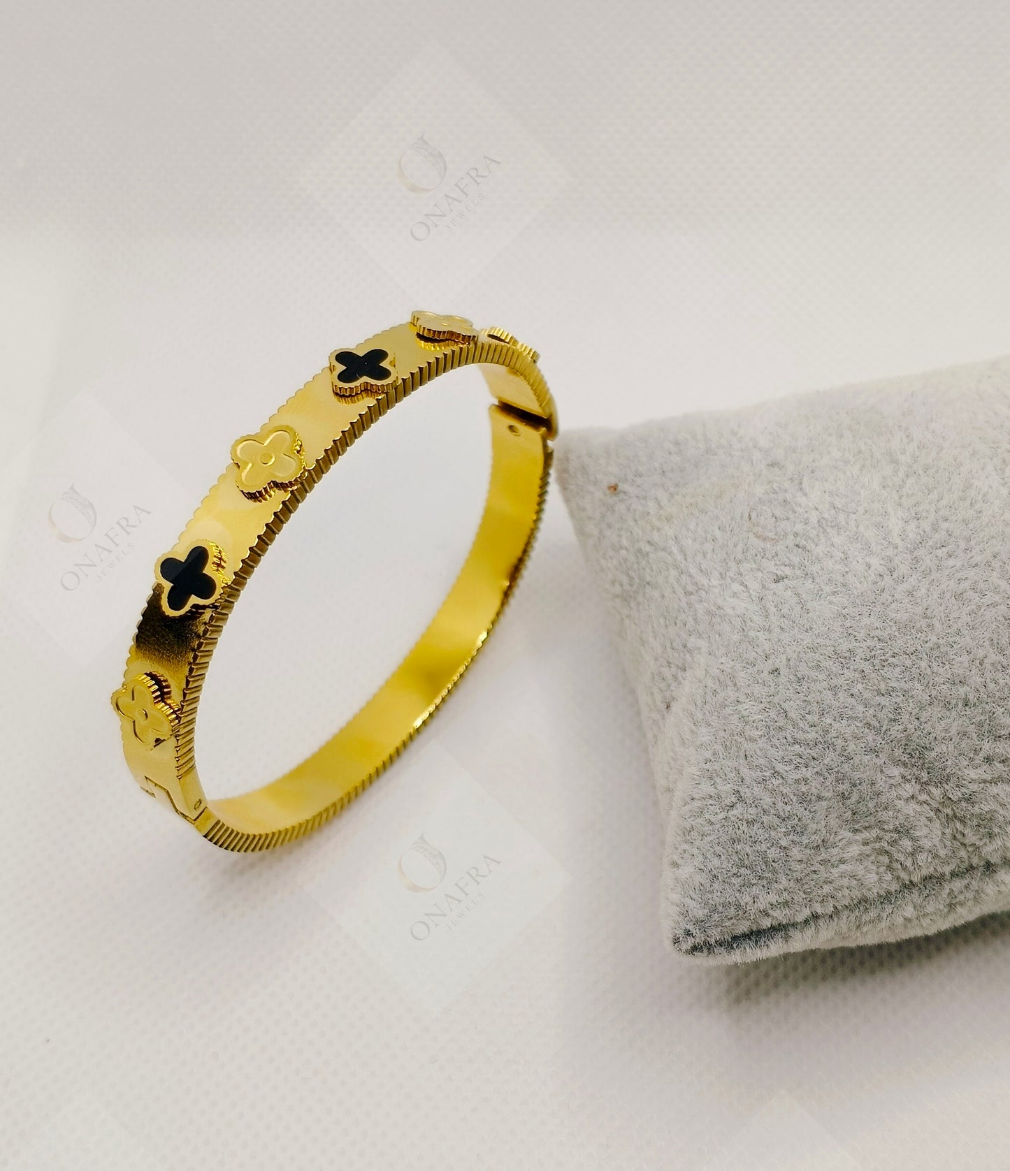 Most Trendy Handcuff