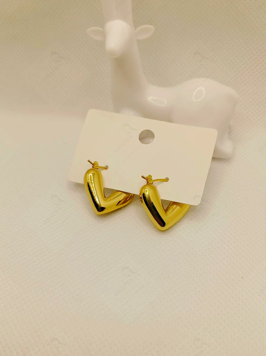 18K Gold Plated Stainless Steel  Heart Earrings β Elegant & Trendy.