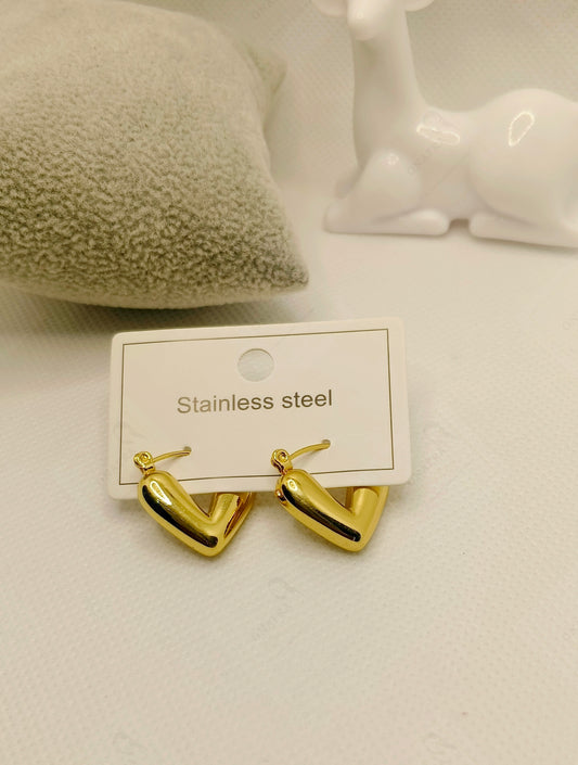 18K Gold Plated Stainless Steel  Heart Earrings β Elegant & Trendy.
