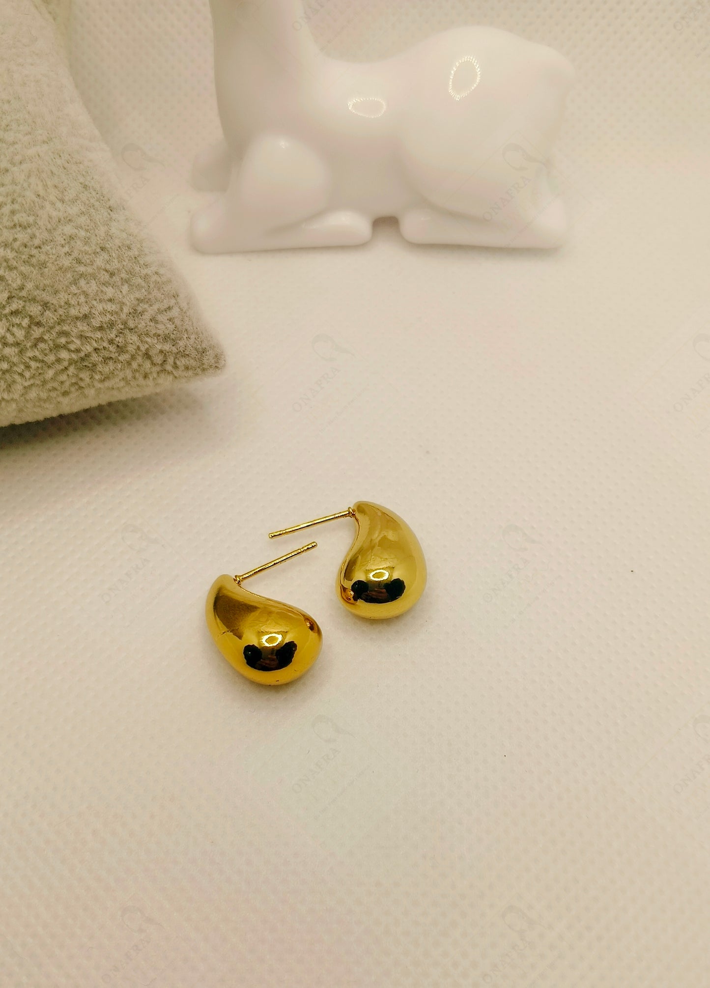 18K Gold Plated Stainless Steel Earrings – Elegant & Trendy.