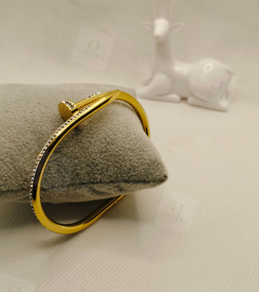 Trendy Zircon Handcuff