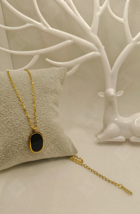 Black and Gold Color Necklace