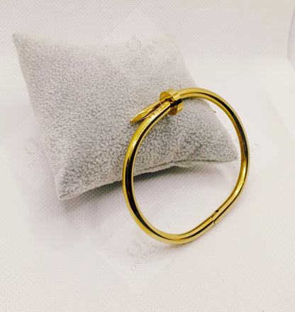 Elegant Daily Wear Handcuff