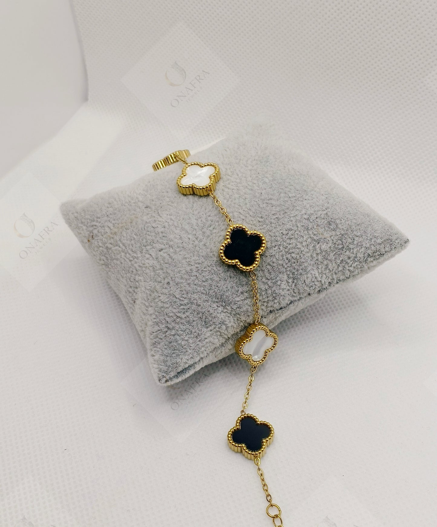 Necklace & Bracelet Set