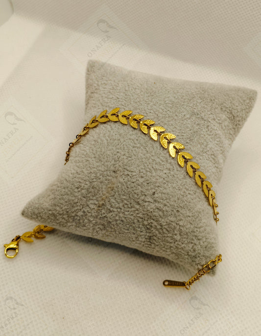 18K Gold Plated Small Heart Chain Bracelet – Stainless Steel, Waterproof