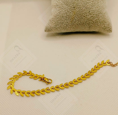 18K Gold Plated Small Heart Chain Bracelet – Stainless Steel, Waterproof