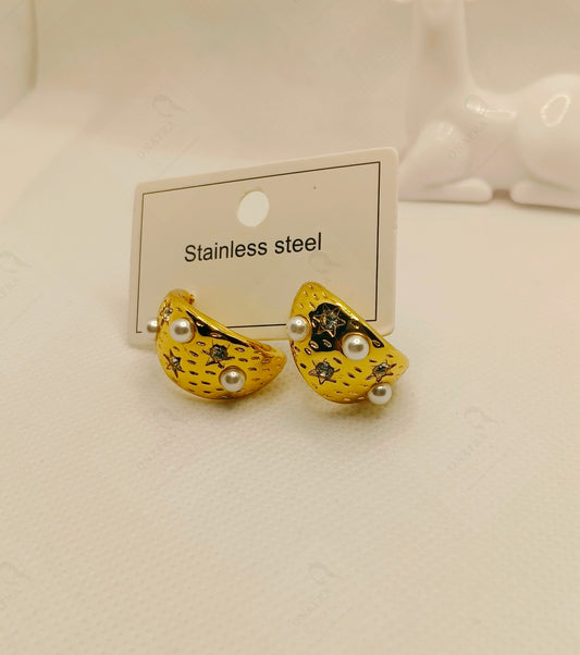 18K Gold Plated Stainless Steel Zircon & Pearls Earrings – Elegant & Trendy.
