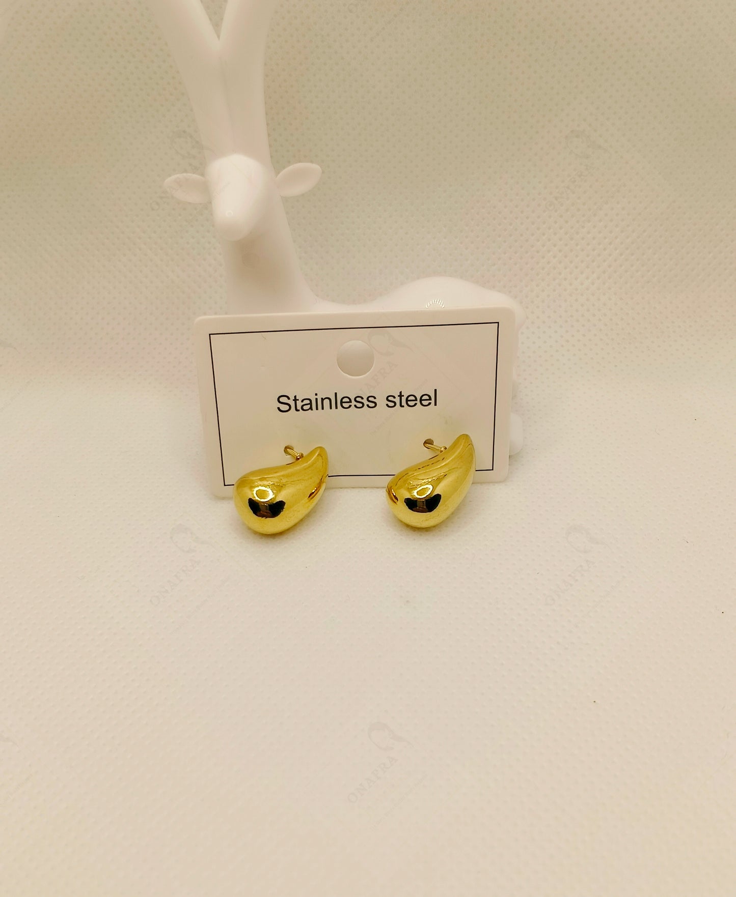 18K Gold Plated Stainless Steel Earrings – Elegant & Trendy.