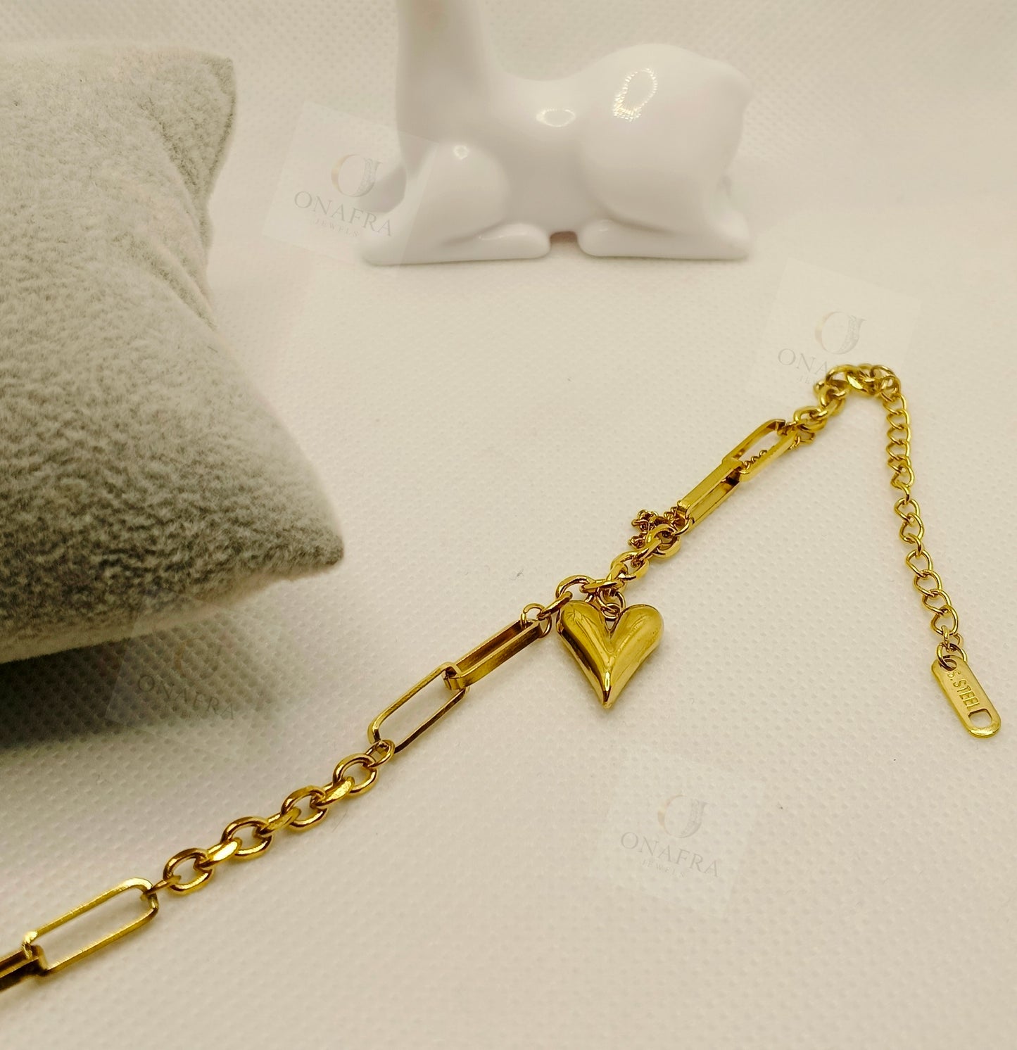 Simple  Daily Wear Heart Bracelet