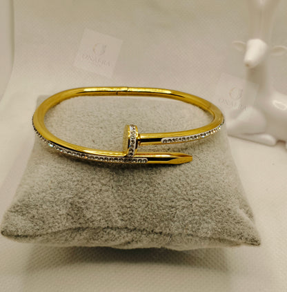 Trendy Zircon Handcuff