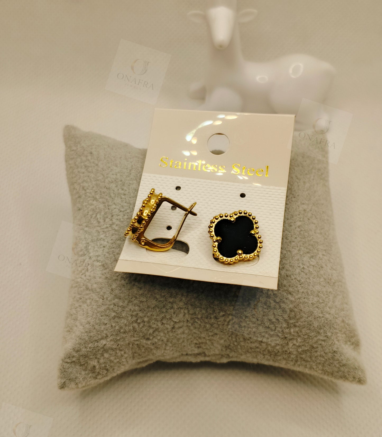 Black and Gold Color Earing