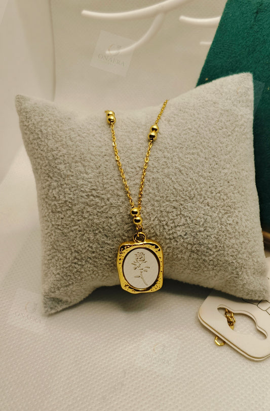 Gold Tone Flower Necklace