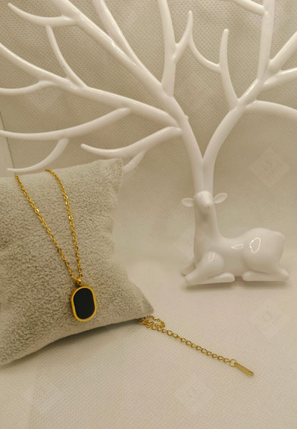 Black and Gold Color Necklace